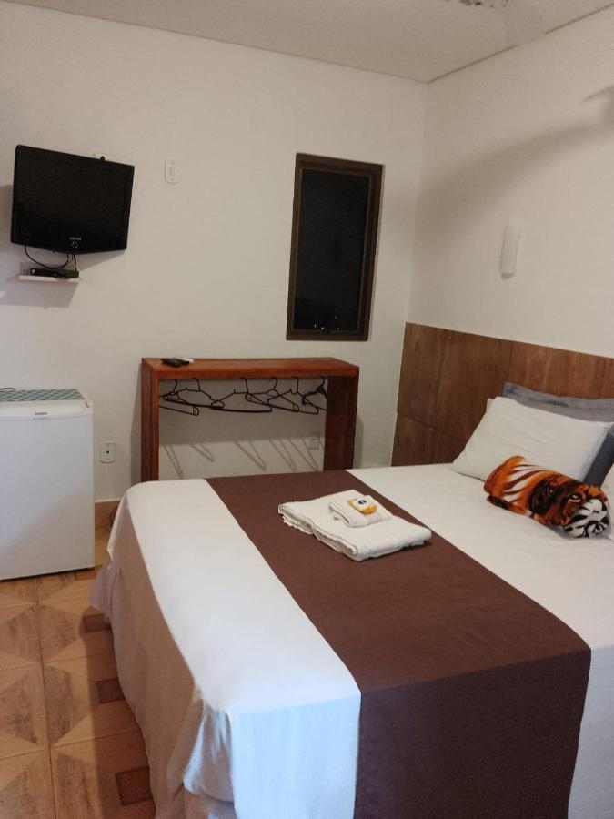 Pousada Da Gi Suites E Turismo Chapada dos Guimarães Exteriör bild