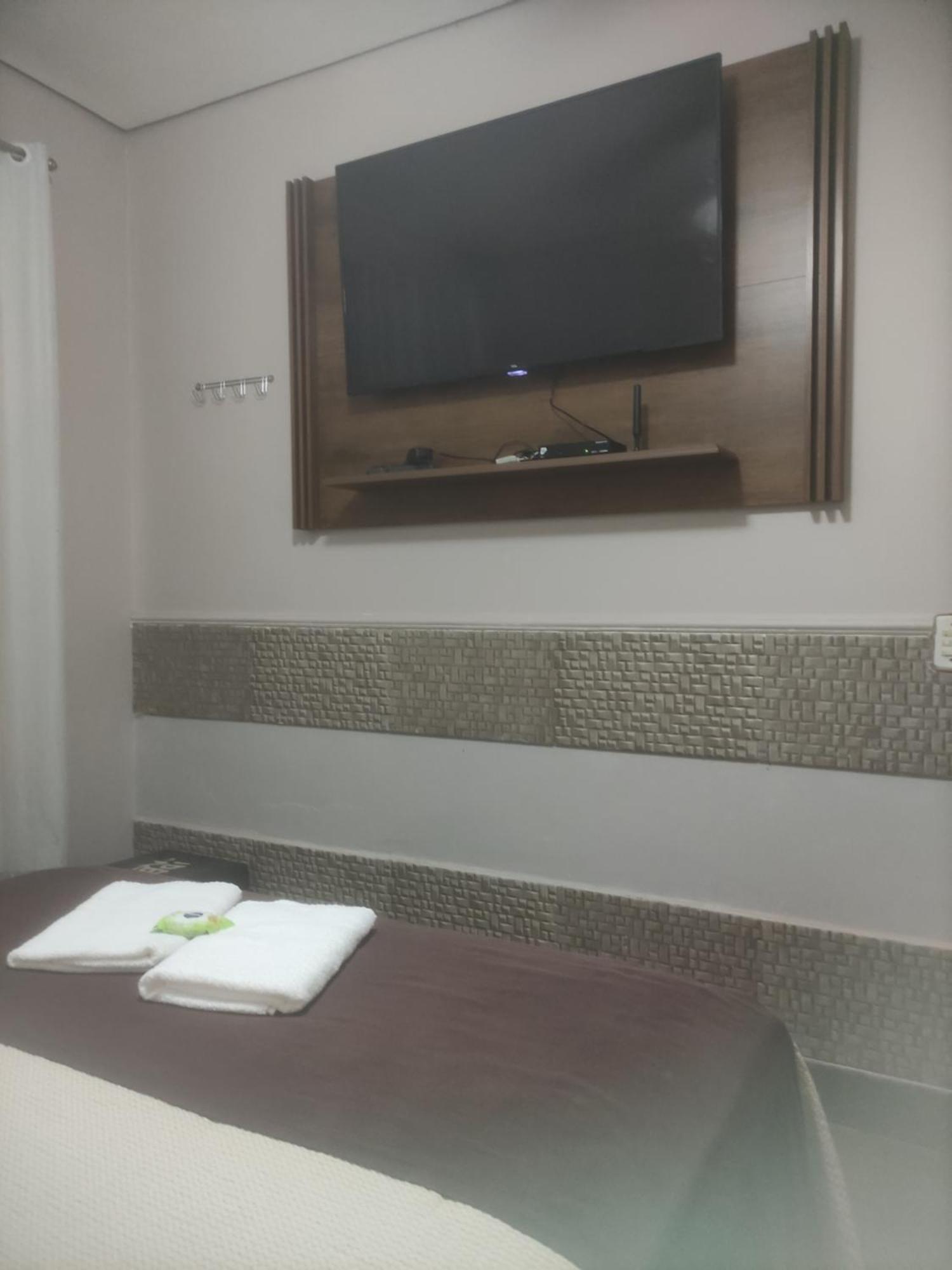 Pousada Da Gi Suites E Turismo Chapada dos Guimarães Exteriör bild